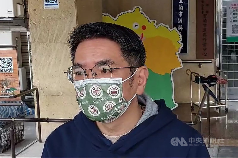 宜蘭縣長林姿妙涉弊案風波,宜蘭市長江聰淵(圖)24日受訪表示,縣長是縣民一票一票支持選出的地方父母官,面對司法爭議、貪瀆嫌疑,應說清楚、講明白。(翻攝照片)中央社記者沈如峰宜蘭縣傳真 111年2月24日