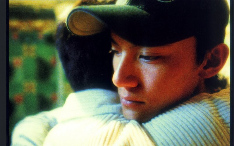 睽違25年,香港名導王家衛經典電影「春光乍洩」4K修復版重返台灣大銀幕,當年年僅20歲、容貌青澀的演員張震,在「春光乍洩」中飾演年少天真的小張。(CATCHPLAY提供)中央社記者葉冠吟傳真 111年2月26日