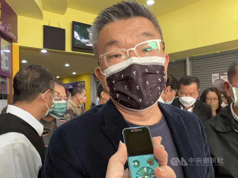 俄羅斯對烏克蘭開戰，烏國難民湧向鄰近國家，立法院副院長蔡其昌（圖）28日表示，已募集捐款至少新台幣1000萬元，將請外交部協助跟烏克蘭、波蘭政府對接。中央社記者郝雪卿攝 111年2月28日