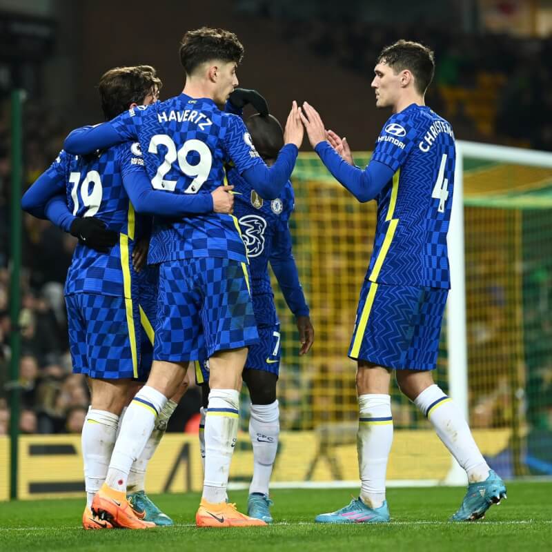 英國政府宣布對英超豪門俱樂部切爾西的俄羅斯老闆阿布拉莫維奇實施制裁，這打亂他出售切爾西的計畫。圖為切爾西隊球員。（圖取自facebook.com/ChelseaFC）