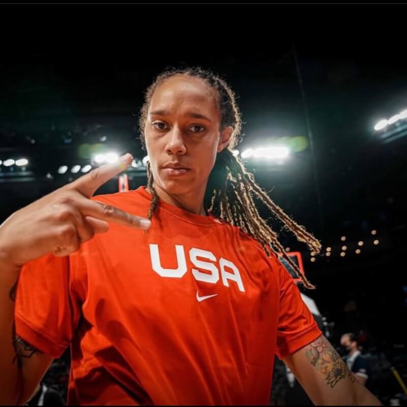美國女籃選手格林納因涉嫌持有大麻在莫斯科機場被捕。（圖取自instagram.com/brittneyyevettegriner）