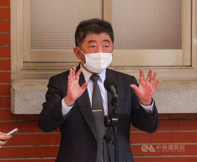 立法院5委員會16日聯席審查攸關福島食品的行政命令,衛福部長陳時中(圖)在會中一度與國民黨立委鄭麗文爭吵,圖為陳時中會後受訪表示他個人修養還要再改進。中央社記者鄭清元攝 111年3月16日