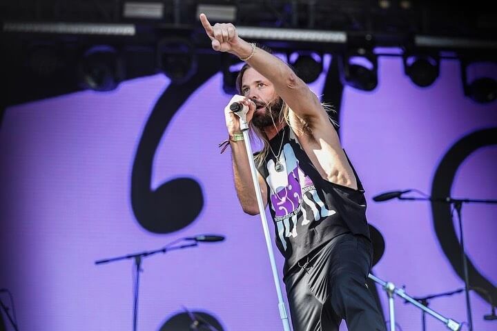 美國搖滾樂團「幽浮一族」鼓手霍金斯過世,享年50歲。(圖取自instagram.com/taylorhawkinsofficial)