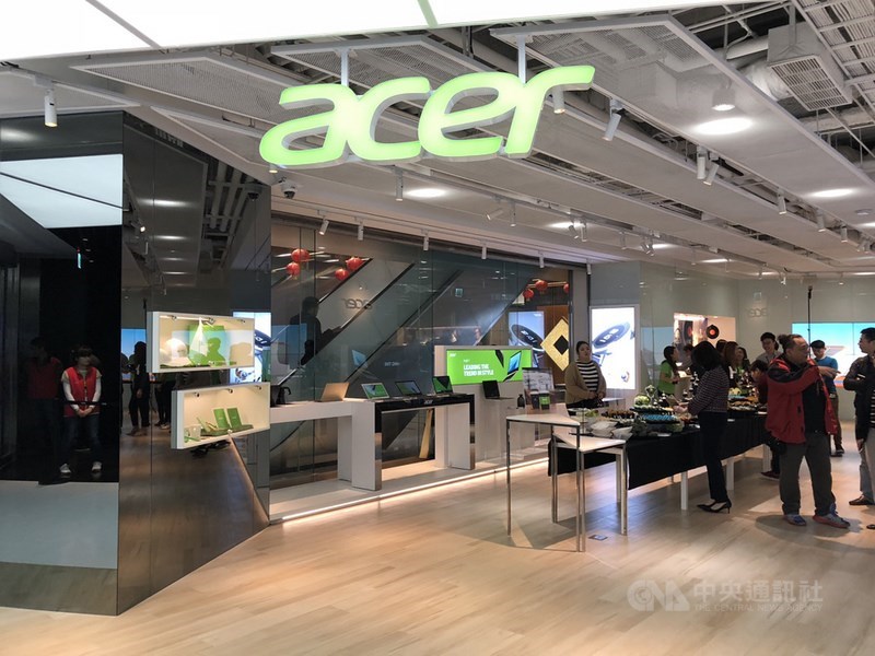 耶魯大學列43家企業不理會撤出俄國呼聲,其中包括華碩、宏碁及微星3家台廠遭點名。宏碁26日指出將遵守所有國際間貿易相關法律規定。(中央社檔案照片)