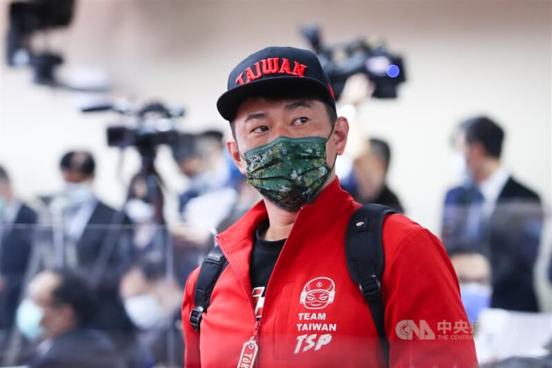 立委陳柏惟(圖)17日澄清外傳他因站台與人情還不完起爭執或加入其他政黨「並不是事實」。(中央社檔案照片)