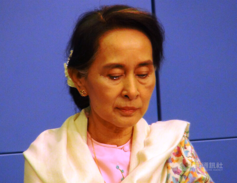 知情人士表示，緬甸軍政府法院27日以貪汙為由，判處遭罷黜的文人政府領袖翁山蘇姬5年徒刑。（中央社檔案照片）