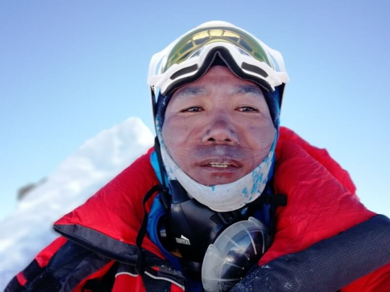 雪巴人瑞塔第26次成功登上聖母峰，刷新他自己的紀錄。（圖取自facebook.com/kamirita8848）