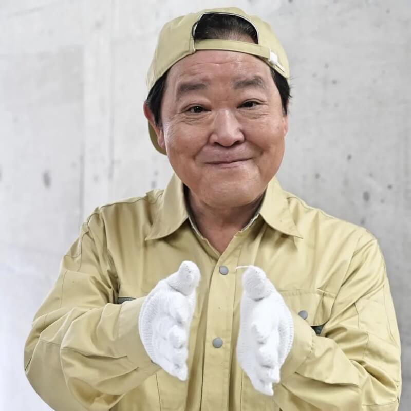 NHK報導，日本搞笑團體「鴕鳥俱樂部」成員、搞笑藝人上島龍兵11日凌晨過世，享壽61歲。（圖取自instagram.com/dachoclub_official）