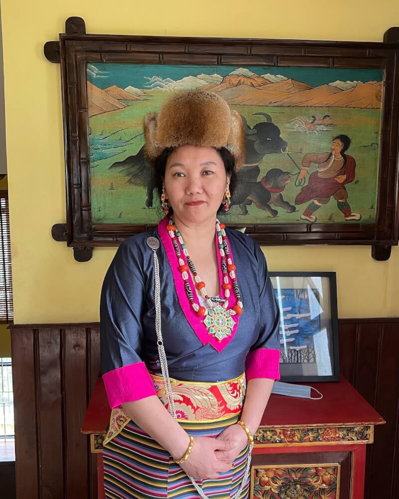 尼泊爾雪巴族女性12日第10度成功攻頂聖母峰。（圖取自拉卡帕．雪巴臉書網頁facebook.com）