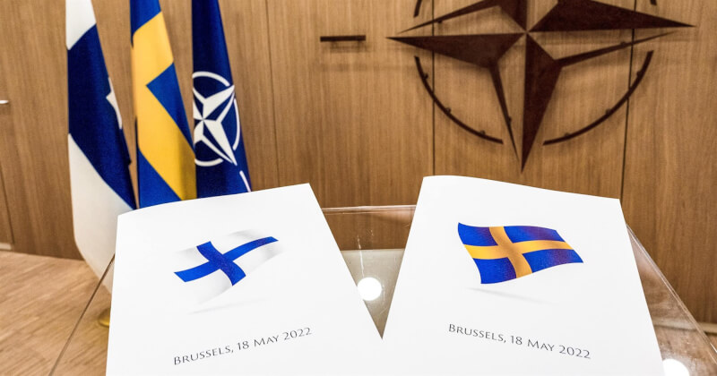 芬蘭與瑞典去年5月18日在北約總部正式提出加入申請。（圖取自facebook.com/NATO）