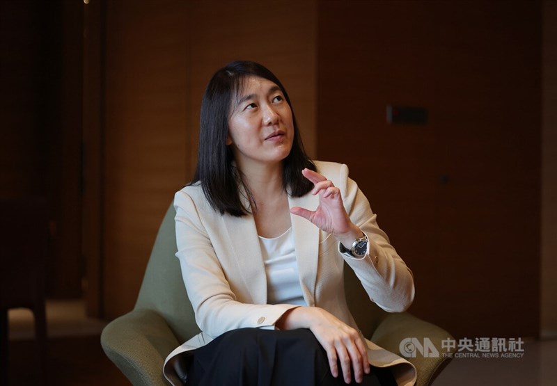 為爭取讓誠品信義店續約,誠品生活董事長吳旻潔寫信給統一集團董事長羅智先,說明計畫,並表達爭取續租20年。之後更展現誠意兩度加碼租金條件,分別提高固定租金和抽成比例,並縮短租期至10年以利房東方掌握彈性,但均未獲得同意。中央社記者王飛華攝 111年5月27日