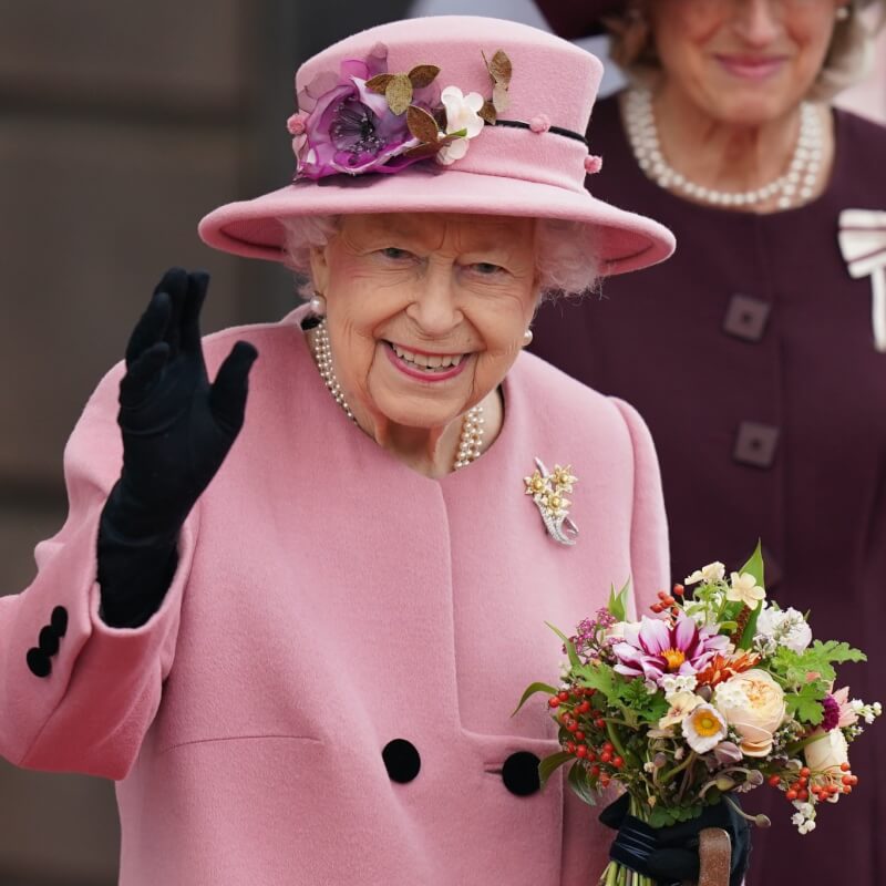 英國在位期間最長的君主伊麗莎白女王，2日慶祝登基70週年的「白金禧」。（圖取自facebook.com/TheBritishMonarchy）