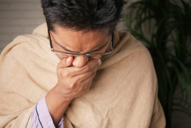 疾管署表示，百日咳主要透過飛沫傳染，無論有無發病均有高度傳染力。（示意圖／圖取自Unsplash圖庫）
