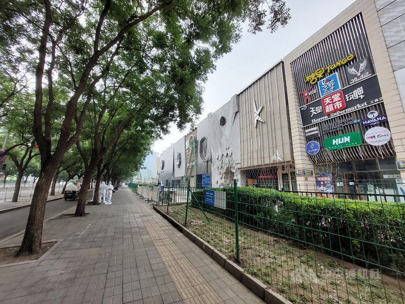 北京12日新增染疫數為51例,是全中國最多,病例都與爆發疫情的朝陽區天堂超市酒吧(圖)相關。(中央社檔案照片)