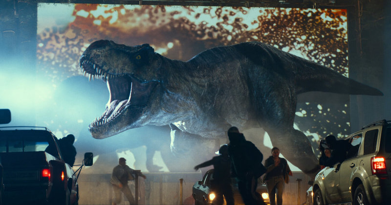 好萊塢大片「侏羅紀世界：統霸天下」8日在台上映迄今票房已衝上新台幣1.33億元成為冠軍，成為今年全台破億速度最快的電影。（UIP提供）中央社記者葉冠吟傳真 111年6月13日