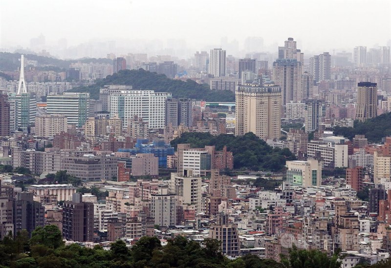 圖為鳥瞰台北市南區景象。（中央社檔案照片）