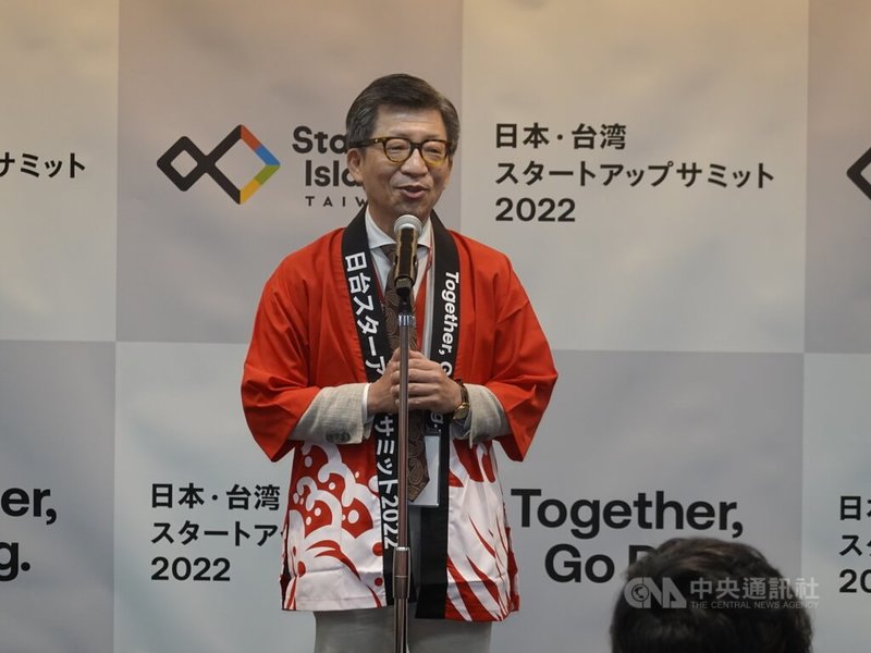 松村顧問公司(MCI)社長松村勳5日在日台新創高峰會記者會上說,台灣新創FunNow與MCI合作,可促使FunNow成為赴日遊客最方便的餐飲預訂平台。中央社記者楊明珠東京攝 111年7月5日