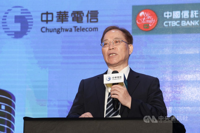 中信銀5日宣布與中華電信、PChome網路家庭集團聯名發行「中國信託ALL ME卡」,中華電信董事長謝繼茂(圖)出席記者會致詞。中央社記者趙世勳攝 111年7月5日