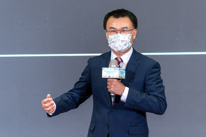 近年各國產業多受疫情影響,農委會統計,108年全國休閒農業產值超過新台幣109億元,109年102.3億元,110年降至83.4億元。農委會主委陳吉仲呼籲國人趁暑假前往休閒農業區旅遊,重振榮景。(農委會提供)中央社記者楊淑閔傳真 111年7月6日