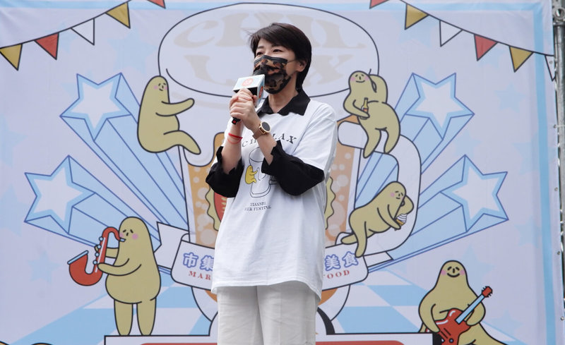 台北市副市長黃珊珊（圖）6日出席「2022天母啤酒節」記者會致詞，並於會後接受聯訪。（台北市政府提供）中央社記者黃麗芸傳真  111年7月6日