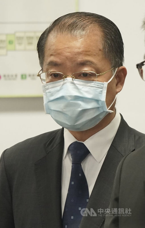 警政署長黃明昭(圖)15日表示,已鎖定犯嫌身分擴大追緝中,研判跟公司有關聯性。中央社記者徐肇昌攝 111年7月15日