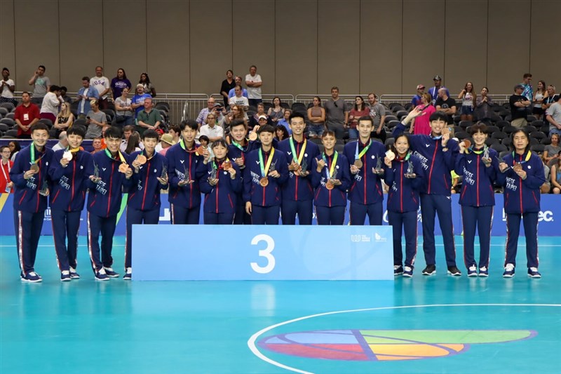 台灣合球代表隊18日在伯明罕世界運動會銅牌戰,以23比22逆轉擊敗德國,拿下銅牌。(體育署提供)中央社記者黃巧雯傳真 111年7月18日