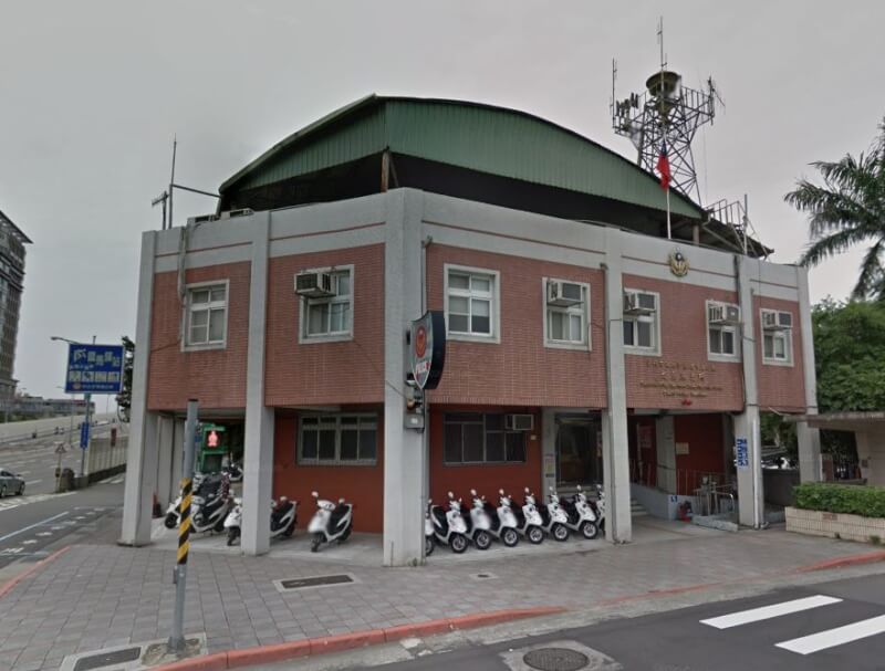 北市中山警分局大直派出所李姓員警不滿同事陳姓員警執勤時罵他「廢物」等語,提告公然侮辱罪。圖為大直派出所外觀。(圖取自Google地圖網頁google.com/maps)
