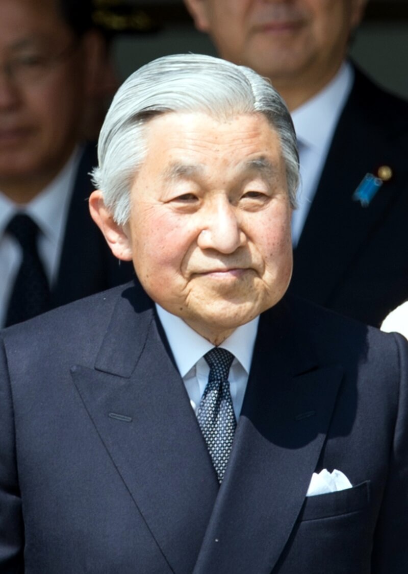 掌管日本皇室等事務的宮內廳26日表示，88歲上皇明仁（前）被診斷出右心衰竭，經服藥等治療後逐漸改善。（圖取自維基百科，版權屬公有領域）