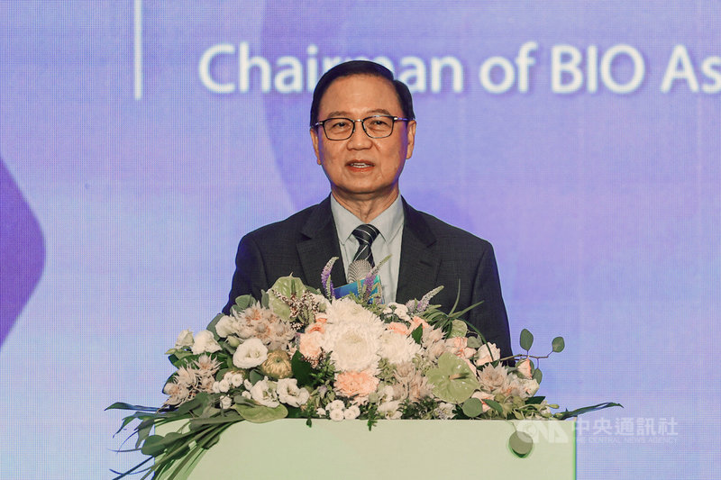 亞洲生技大會（BIO Asia-Taiwan 2022）27日在南港展覽館舉行論壇開幕儀式，亞洲生技大會主席李鍾熙出席致詞。中央社記者鄭清元攝  111年7月27日