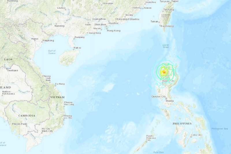 菲律賓北部艾布拉省27日上午8時43分發生芮氏規模7強震。（圖取自USGS網頁usgs.gov）