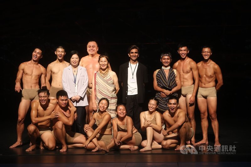 布拉瑞揚舞團最新作品「己力渡路」29日至31日在台北表演藝術中心上演,29日下午舉行彩排記者會。中央社記者吳家昇攝 111年7月29日