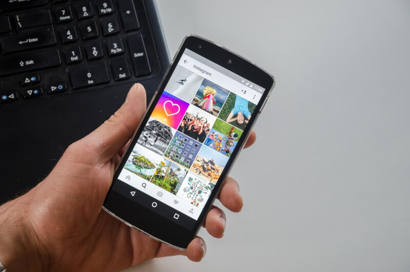 社群平台Instagram最近修改部分功能，但使用者紛紛抱怨難用並連署反對，Instagram表示將暫停更動。（圖取自Pixabay圖庫）