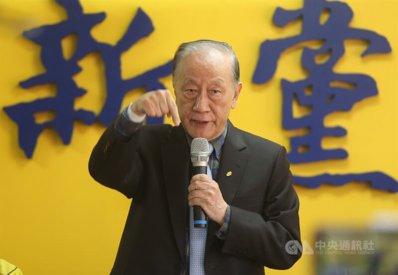新黨前主席郁慕明(圖)遭指控邀請黨員赴中投資後坑殺,並涉及盜用公款。北檢已受理詐欺、背信案件,分他字案偵辦。(中央社檔案照片)