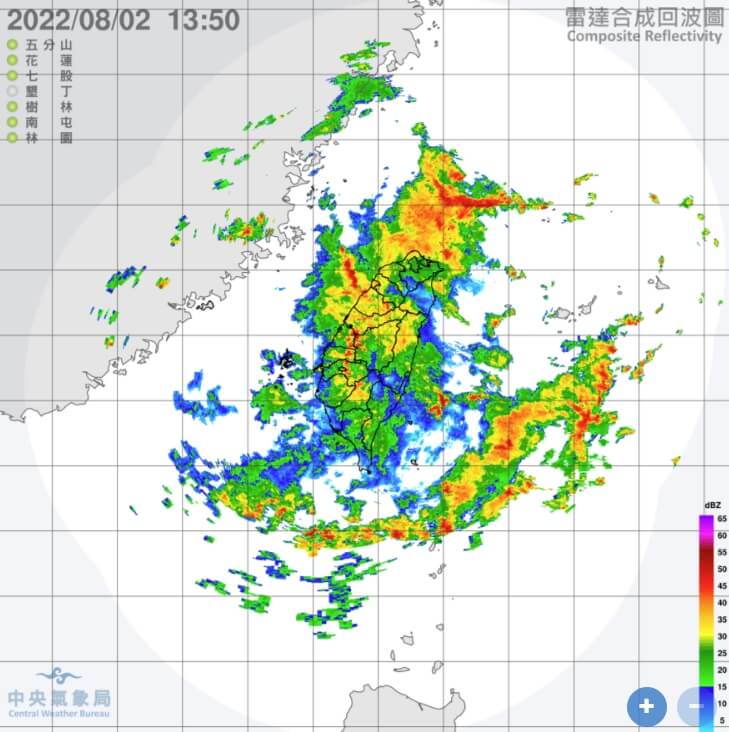 圖為2日下午1時50分台灣附近雷達回波圖。（圖取自氣象局網頁cwb.gov.tw）