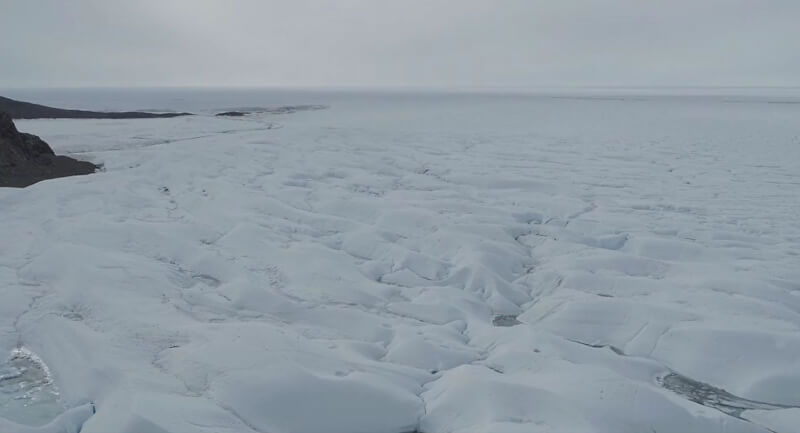 杜倫大學研究人員指出，如果全球升溫超過攝氏2度，世界最大冰層可能在2500年前升高2至5公尺。（圖取自facebook.com/durhamuniversity）
