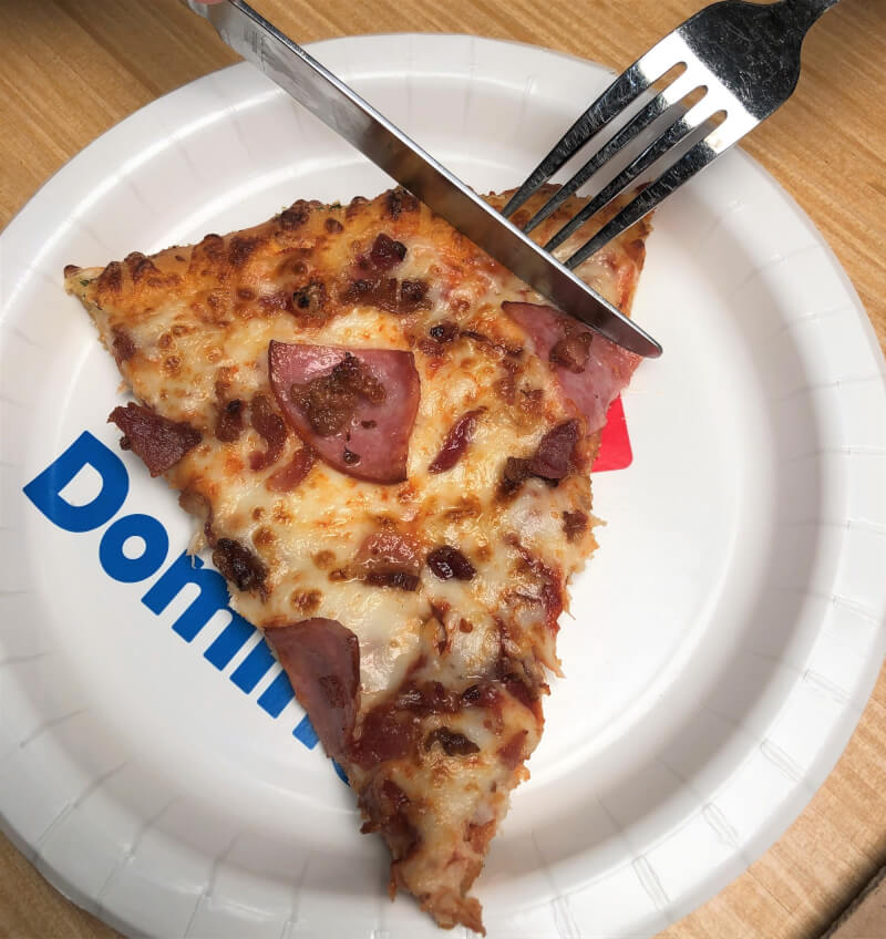 全球披薩連鎖業者達美樂10日宣布退出義大利市場，關閉所有分店。（圖取自twitter.com/dominos）