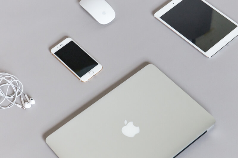 蘋果公司揭露旗下產品iPhone手機、iPad平板、Mac電腦有嚴重的安全漏洞。（圖取自Pixabay圖庫）