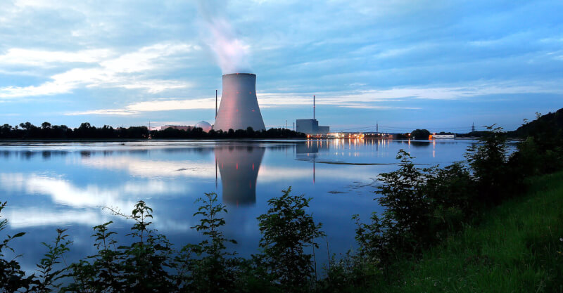 位於德國南部的伊薩2號（Isar 2）核電廠，關閉時程將延到明年4月，以因應今年冬天可能的供電吃緊。（電力公司PreussenElektra提供）中央社記者林育立柏林傳真 111年9月6日