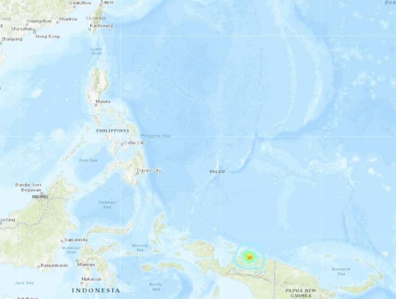 印尼巴布亞地區（星號處）10日發生規模6.1地震。（圖取自美國地質調查所網頁earthquake.usgs.gov）