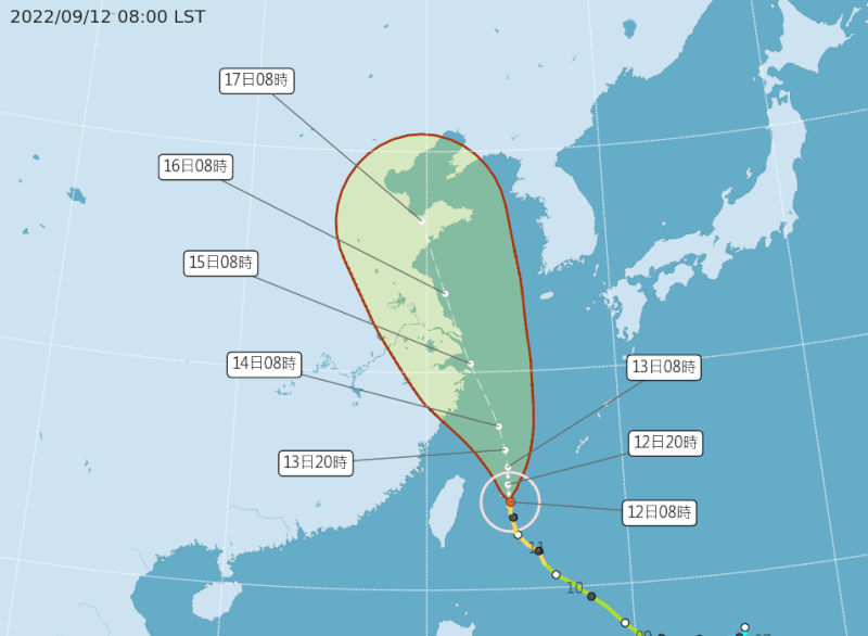中颱梅花外圍環流影響，12日中部以北仍要防豪雨；13日梅花漸遠離，北台灣仍有明顯雨勢。（圖取自中央氣象局網頁cwb.gov.tw）