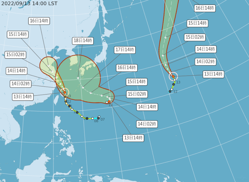 左為梅花颱風，中間為熱帶性低氣壓，右為輕颱莫柏。（圖取自中央氣象局網頁cwb.gov.tw）