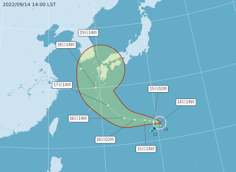 氣象局預測，颱風南瑪都往韓國方向移動的機會最大，將持續觀察。（圖取自中央氣象局網頁cwb.gov.tw）