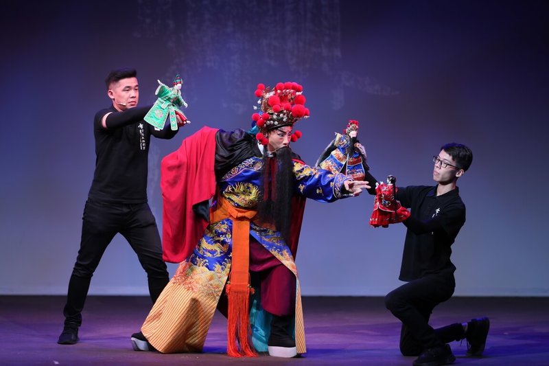 臺北木偶劇團改編莎士比亞經典悲劇「奧賽羅」，將於12月在台灣戲曲中心演出，透過人偶同台，審視操縱與被操縱間命運帶來的各種妄執。（傳藝中心提供）  中央社記者趙靜瑜傳真  111年9月15日