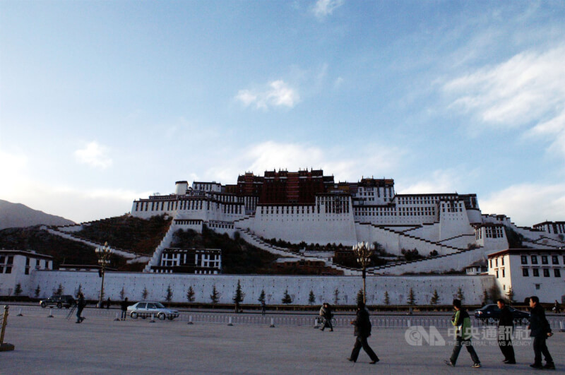 加拿大的一份報告指出，中國警方在過去幾年間收集了大約100萬份的DNA樣本，占比超過西藏總人口的1/4。圖為西藏布達拉宮。（中央社檔案照片）