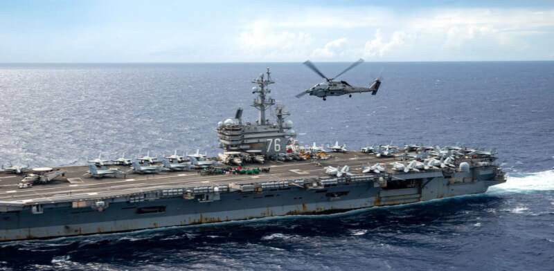 美國和韓國官員19日指出，美國航空母艦雷根號（圖）本週將訪問韓國，相隔約4年來首度參加美韓聯合軍事演習。（圖取自facebook.com/ussronaldreagan）
