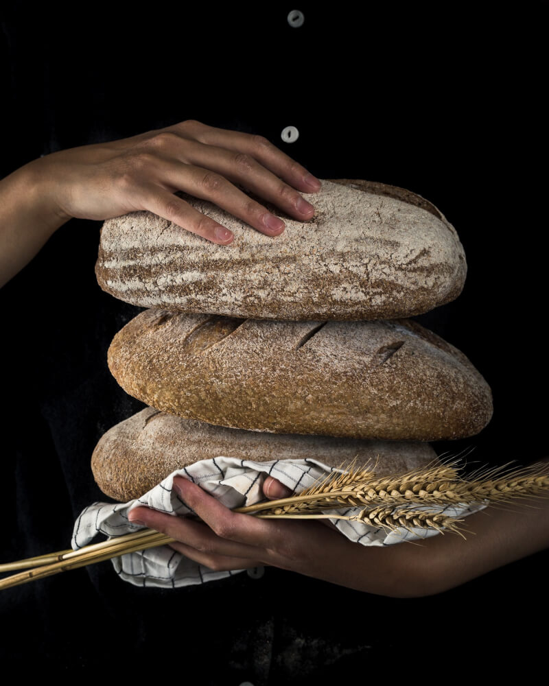 歐盟統計局19日發布，歐盟麵包價格8月比一年前平均上漲18%，成員國中以匈牙利麵包飆漲66%為最高，法國8%最低。（圖取自Unsplash圖庫）
