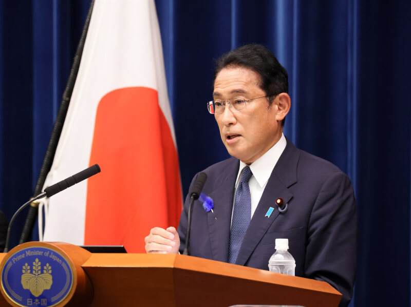 日本首相岸田文雄（圖）正協調利用安倍晉三國葬前後共3天時間，與前來弔唁的50國領袖級人士會談。（圖取自twitter.com/kishida230）