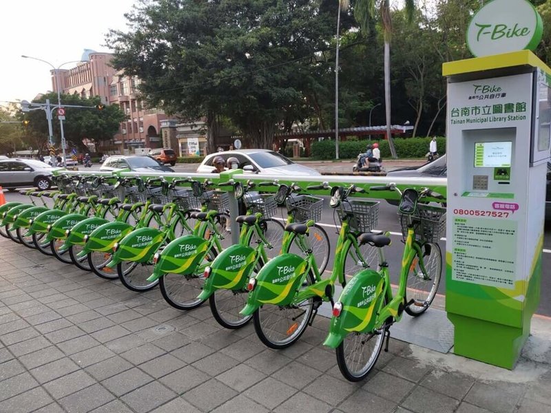 台南獨有的公共自行車T-Bike系統即將走入歷史，台南市政府已重新招標公共自行車系統，預定112年改變營運模式。（台南市政府提供）中央社記者張榮祥台南傳真 111年9月22日