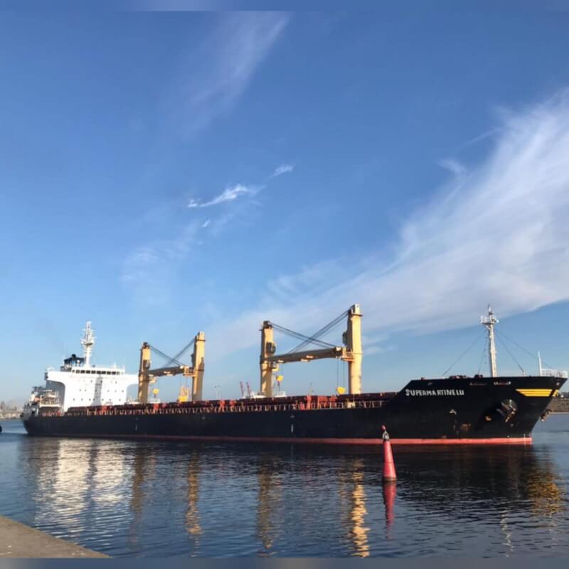 烏克蘭基礎建設部表示，25日再有7艘載著農產品的船舶離開烏克蘭港口。（圖取自facebook.com/MinInfra.UA）
