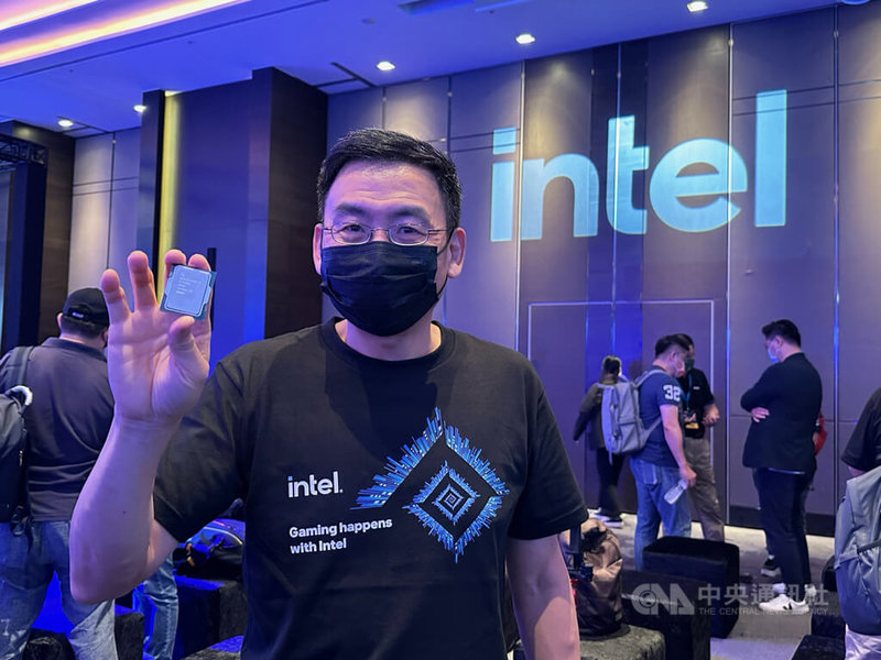 英特爾28日在台灣舉辦Open House記者會，展示第13代Intel Core處理器與多款最新解決方案，圖為英特爾PC客戶運算事業群副總裁高嵩。中央社記者吳家豪攝  111年9月28日